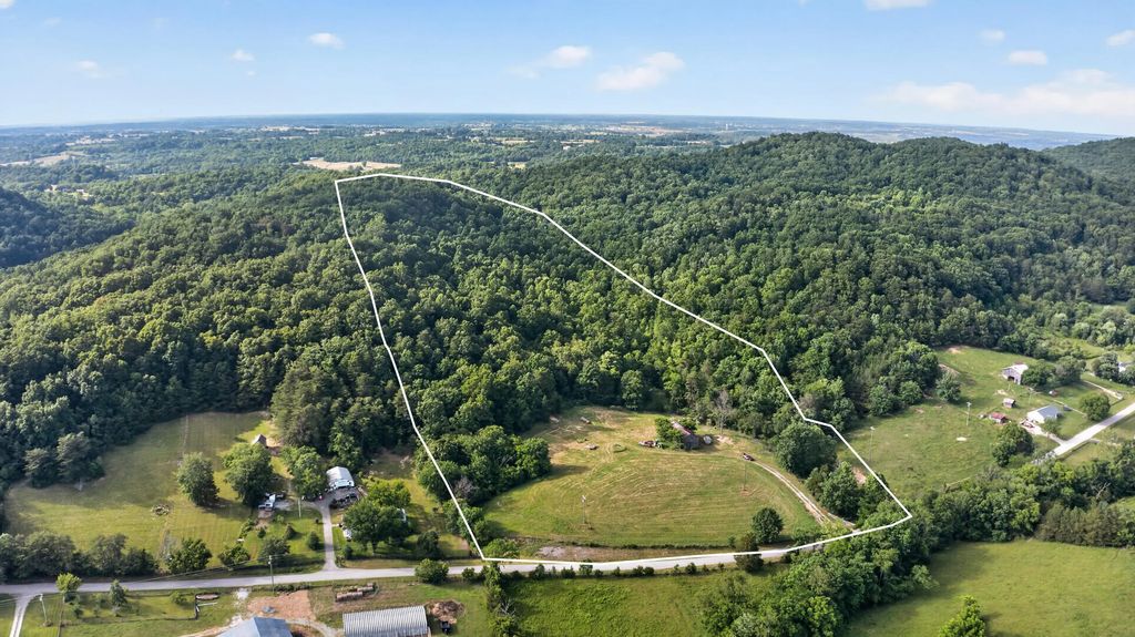 2953 Harmons Lick Road, Crab Orchard