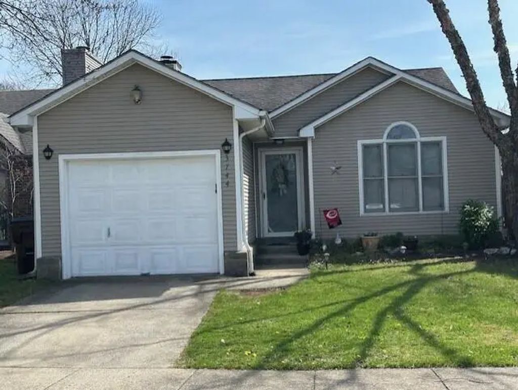 3744 Cottage Circle, Lexington