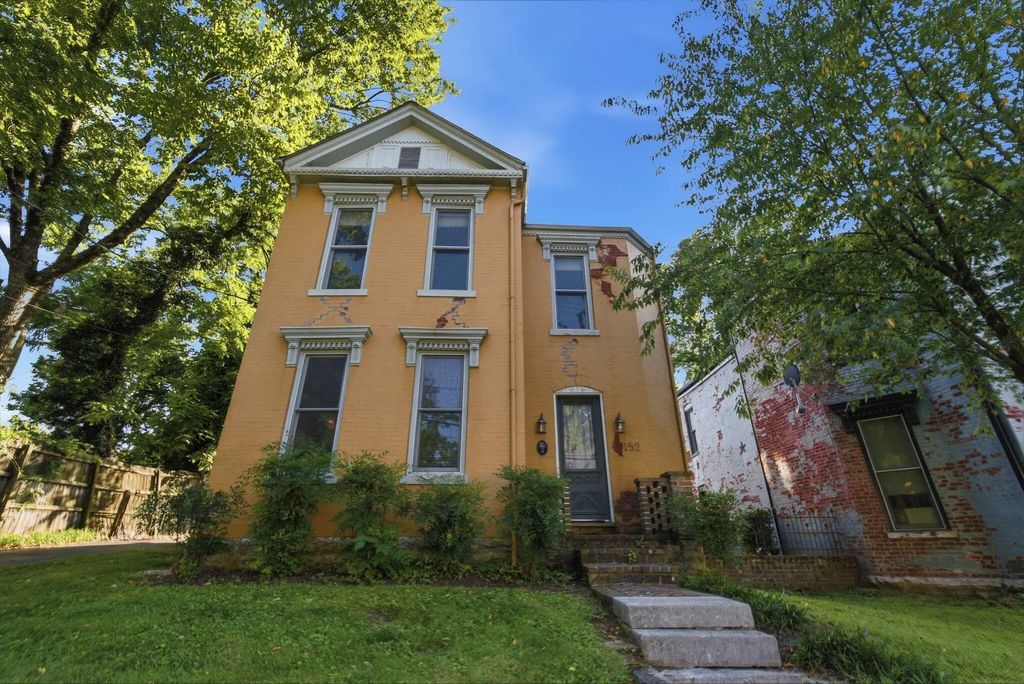 152 E Fourth Street, Lexington