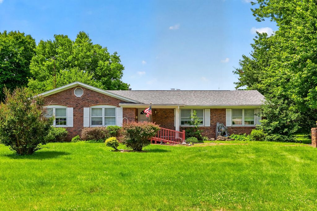 520 Andrea Drive, Lexington