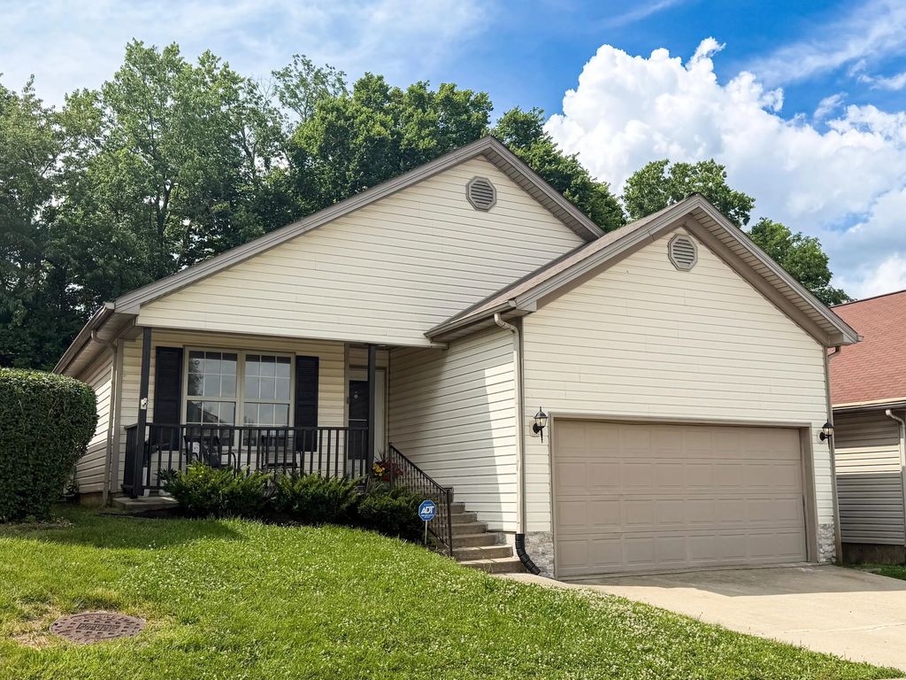677 Graftons Mill Lane, Lexington