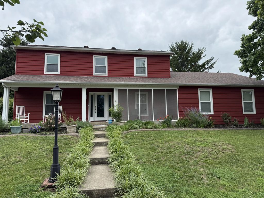 475 Kuhlman Drive, Versailles