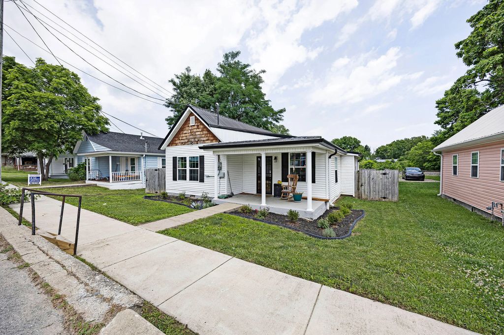 323 E Office Street, Harrodsburg