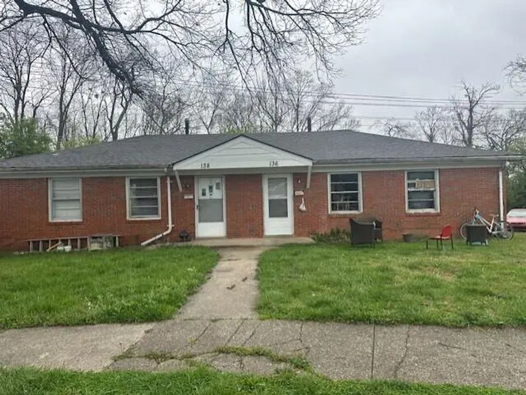 136 Halls Lane 138, Lexington