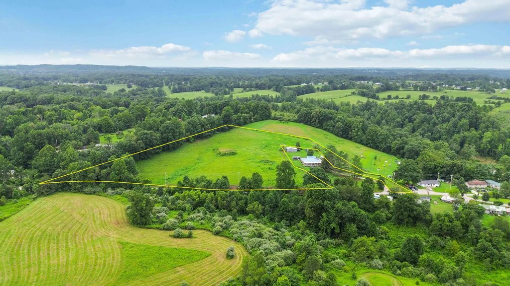 999  Hensley Rd Road, East Bernstadt
