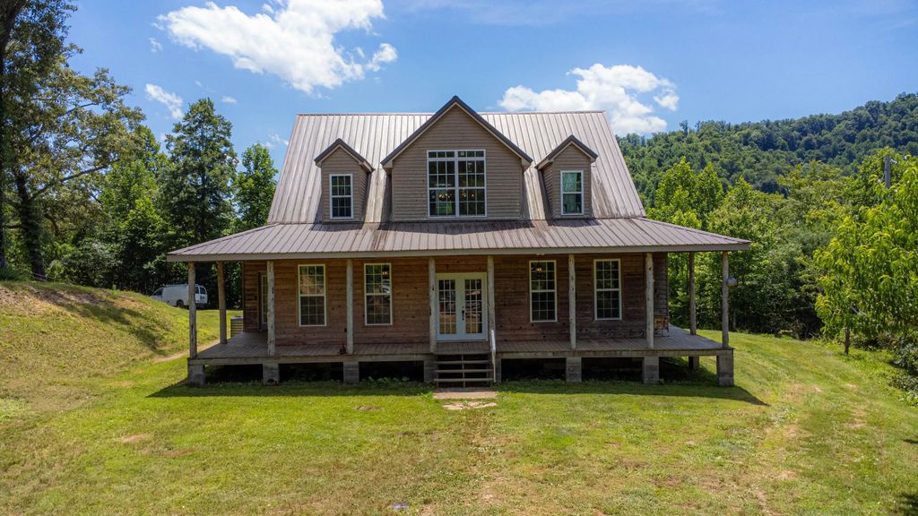 212 Mills Creek Road, Flat Lick