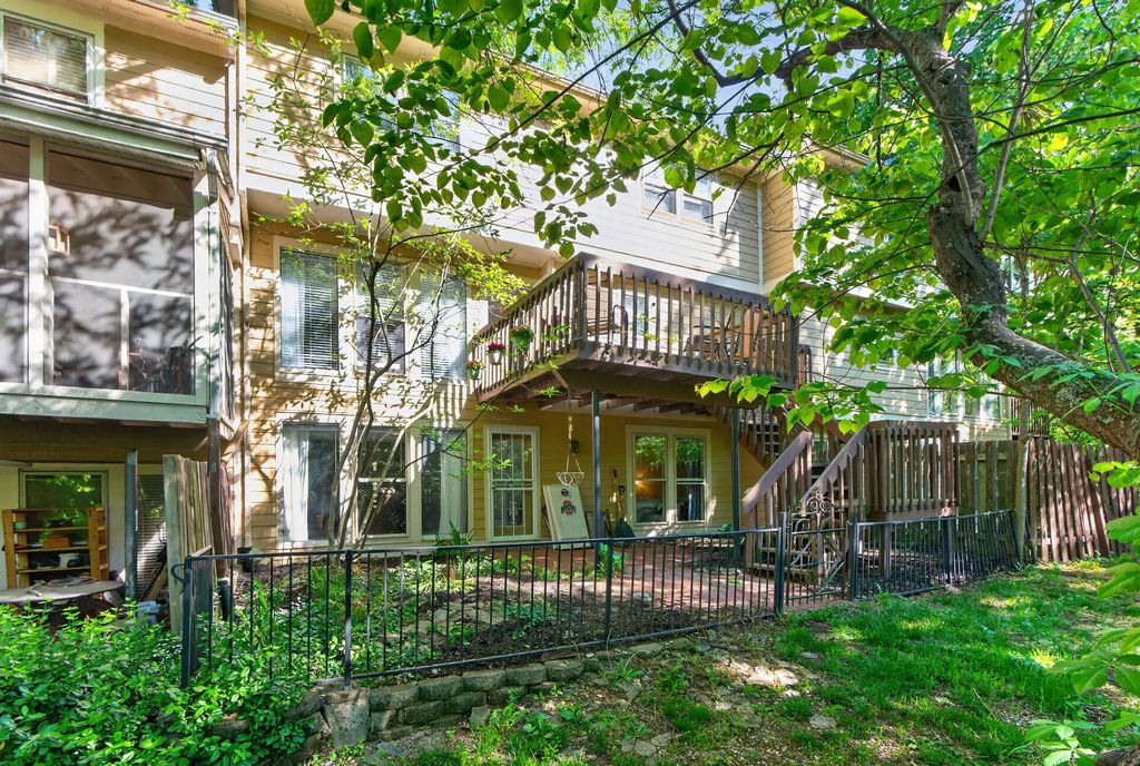 3410 Spangler Drive 20, Lexington