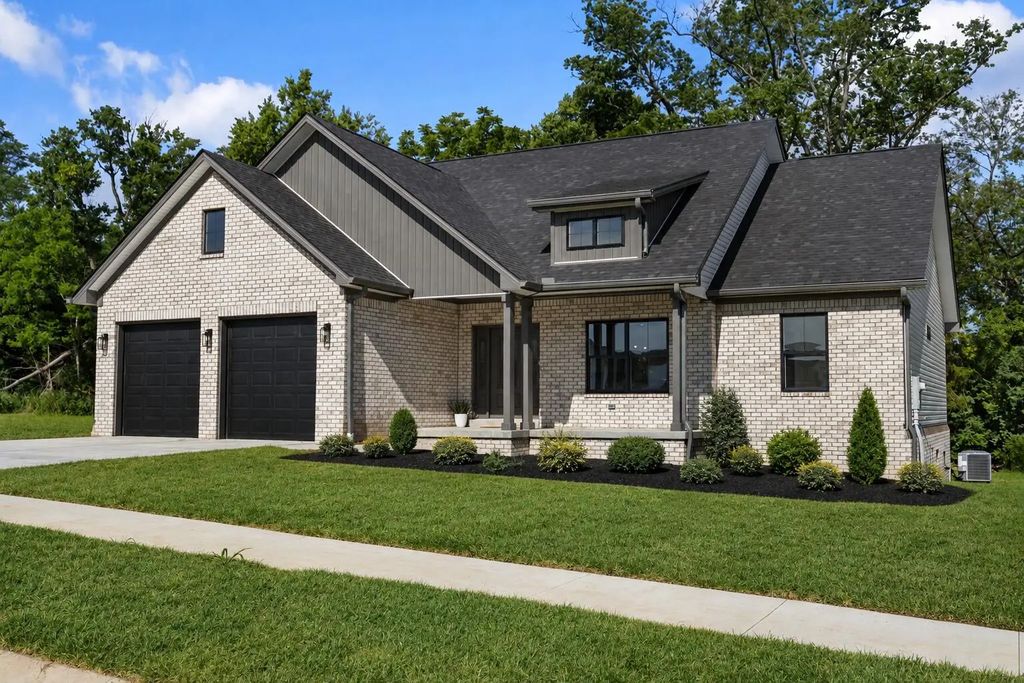 232 Max Cavnes Road, Danville