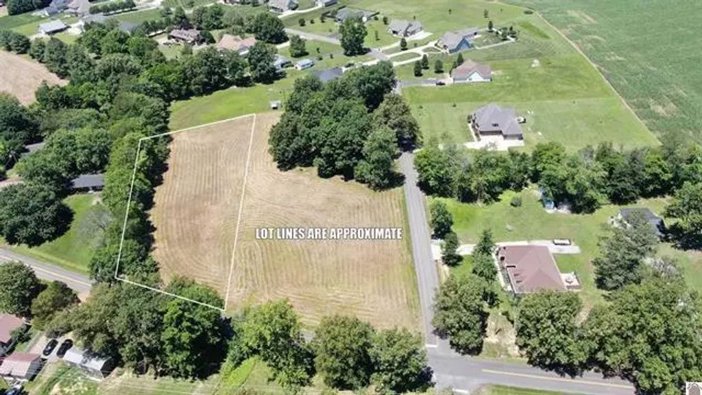 6525 Clinton Rd Road, Paducah