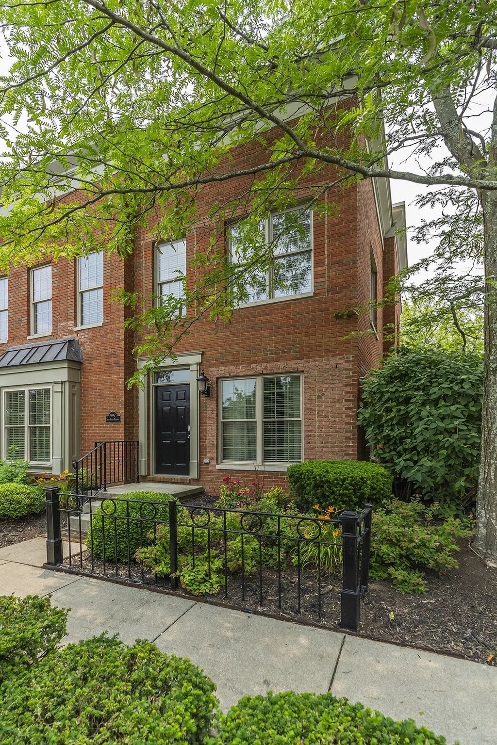 997 Star Shoot Parkway, Lexington