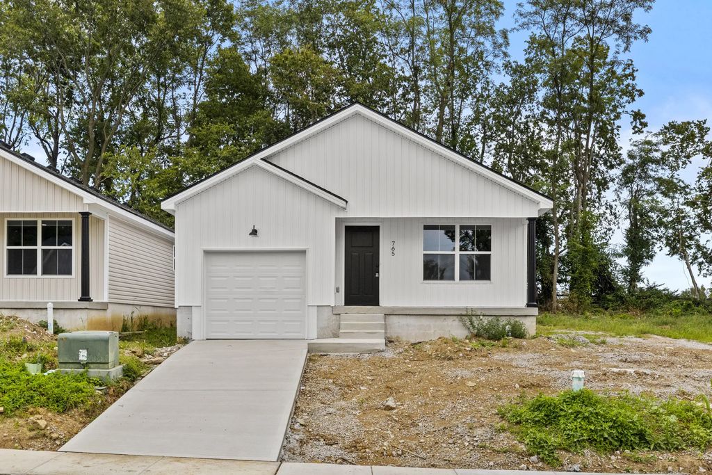 765 Harrison Trace, Lexington