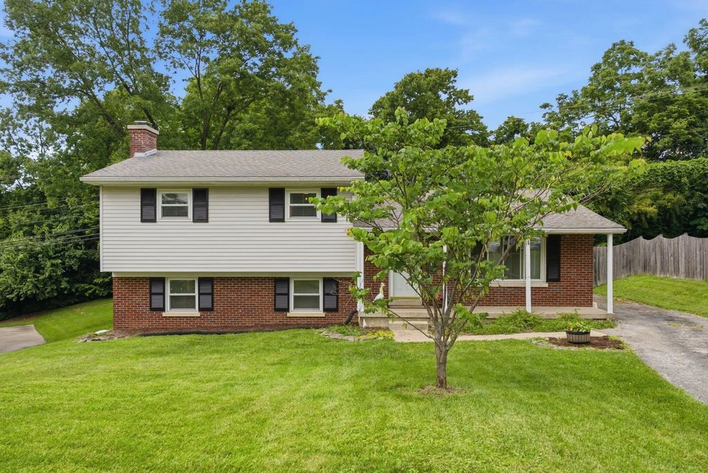 3343 Sutherland Drive, Lexington