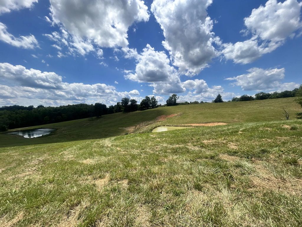 5 Ruel Glidewell Road, Burkesville