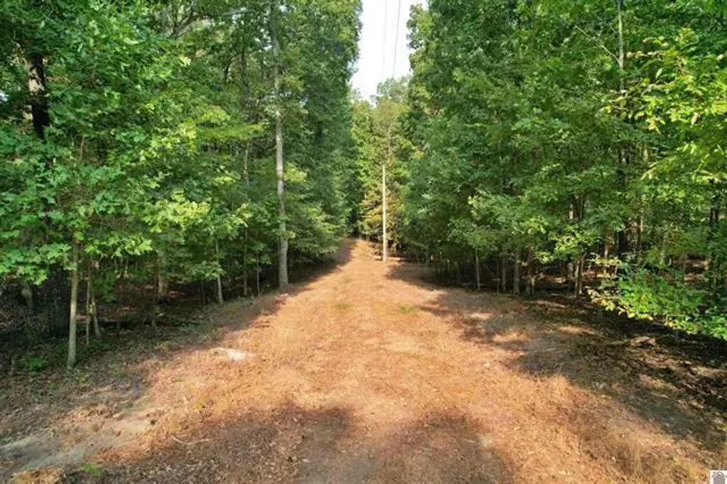1137 Steamboat Road, Gilbertsville