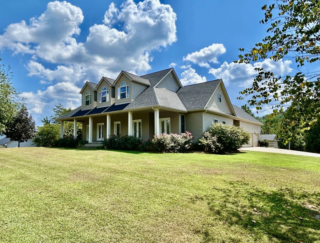291 Forest Ridge Circle, Bronston