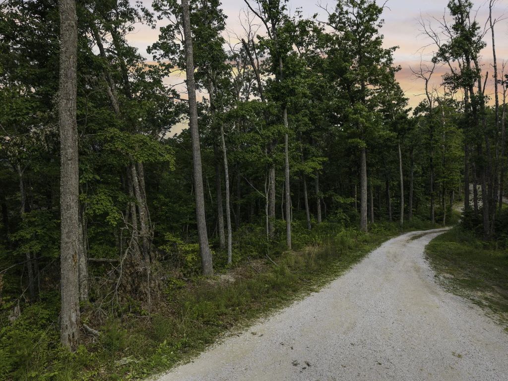 894 Heavenly Lane, Frenchburg