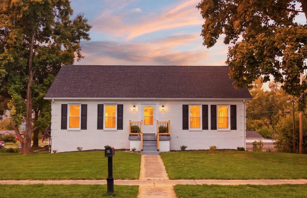 2453 Pierson Drive, Lexington