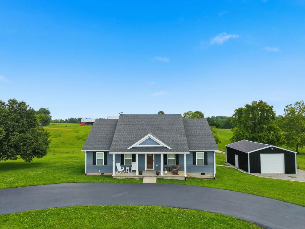 447 Oakland Lane, Harrodsburg