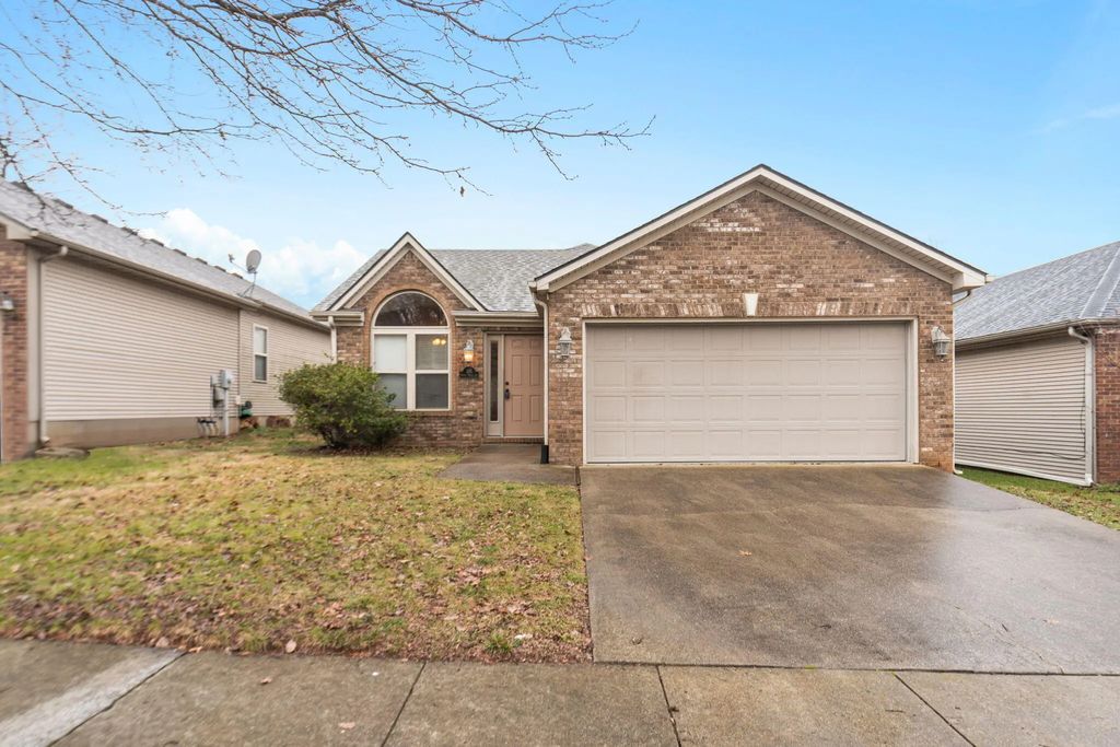 305 Spring Valley Lane, Lexington