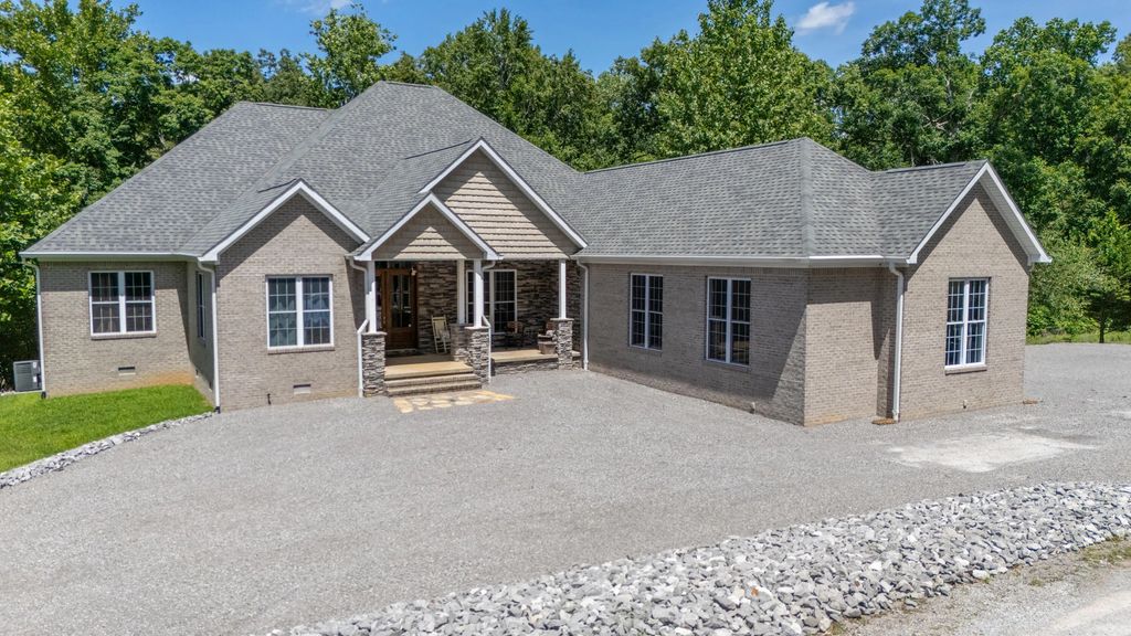 50 Zane Court, Eddyville