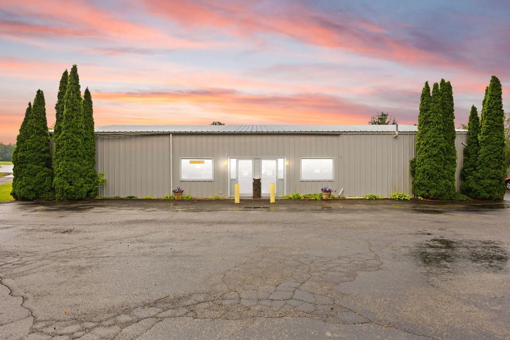 2367 U.s. 127 Business, Jamestown