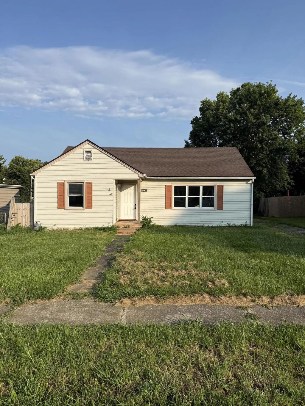 1047 Carneal Road, Lexington