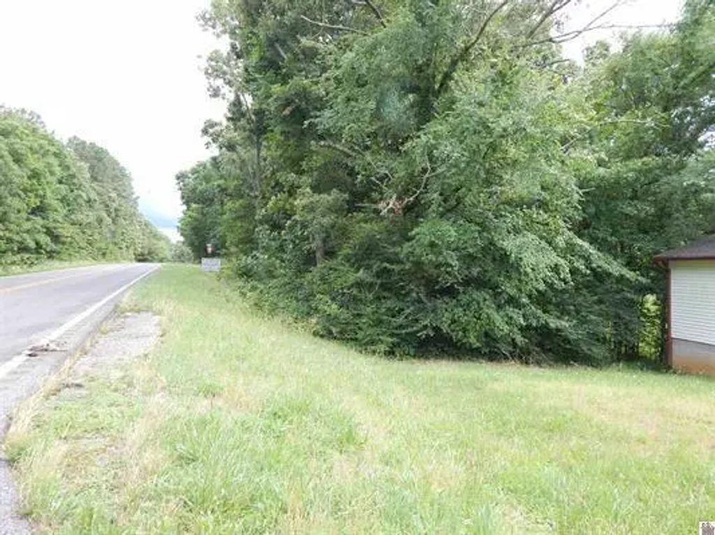 11250 E  68 Highway, Benton