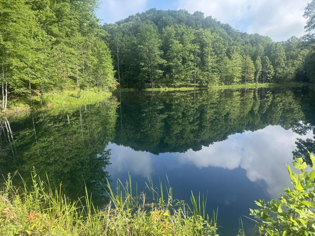 400 Clearfork Road, Morehead