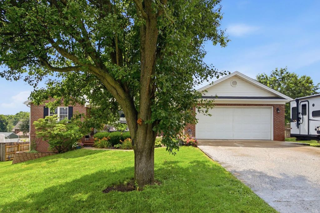 412 Pope Avenue, Harrodsburg