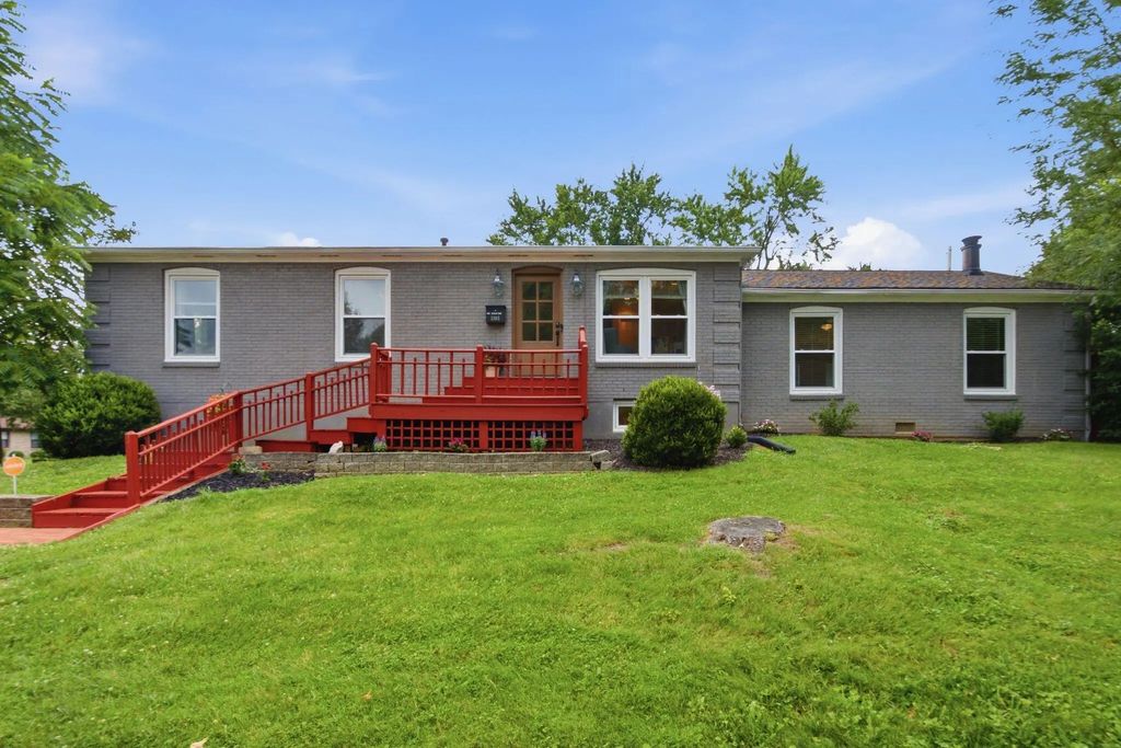 3303 Pimlico Parkway, Lexington