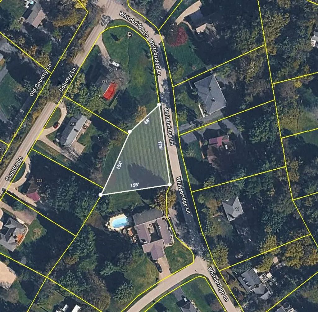 13 Whitebridge Lane, Frankfort