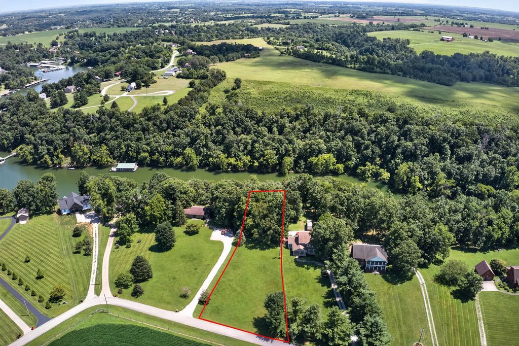 311 Lakeland Drive, Harrodsburg