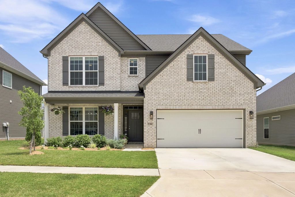 732 Hollyhock Drive, Lexington