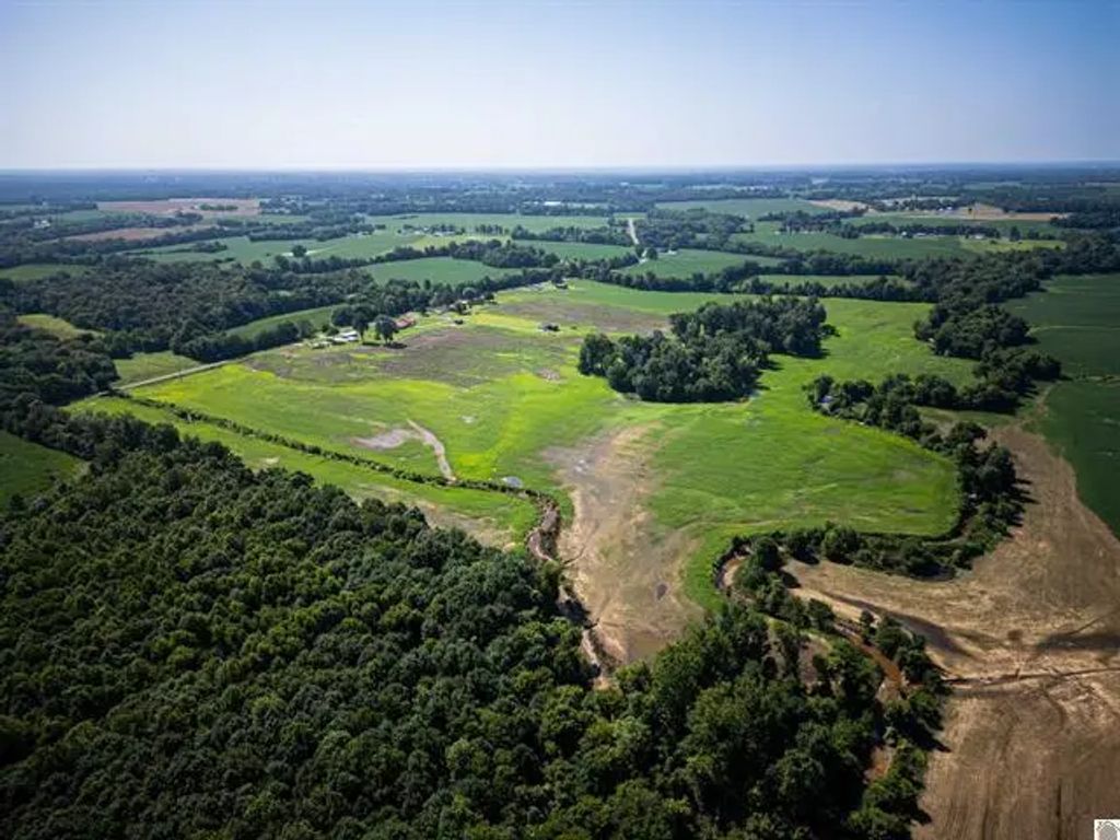 3697 County Line Road, Kevil