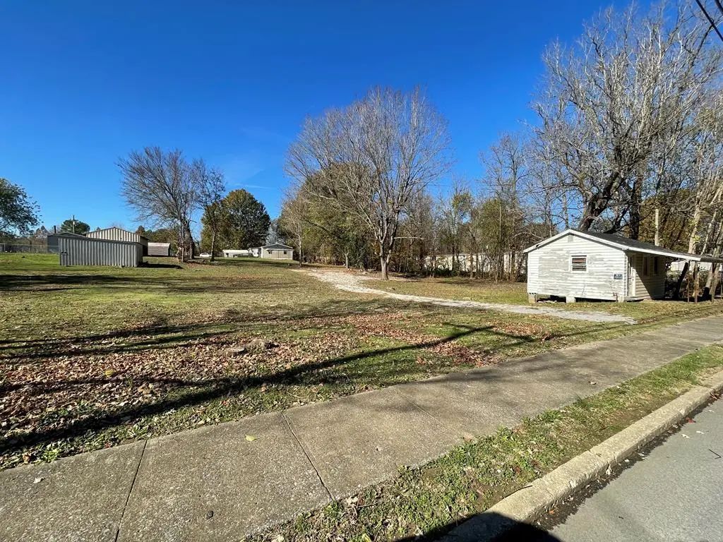 7385 Hanson Road 7385-7395, Hanson