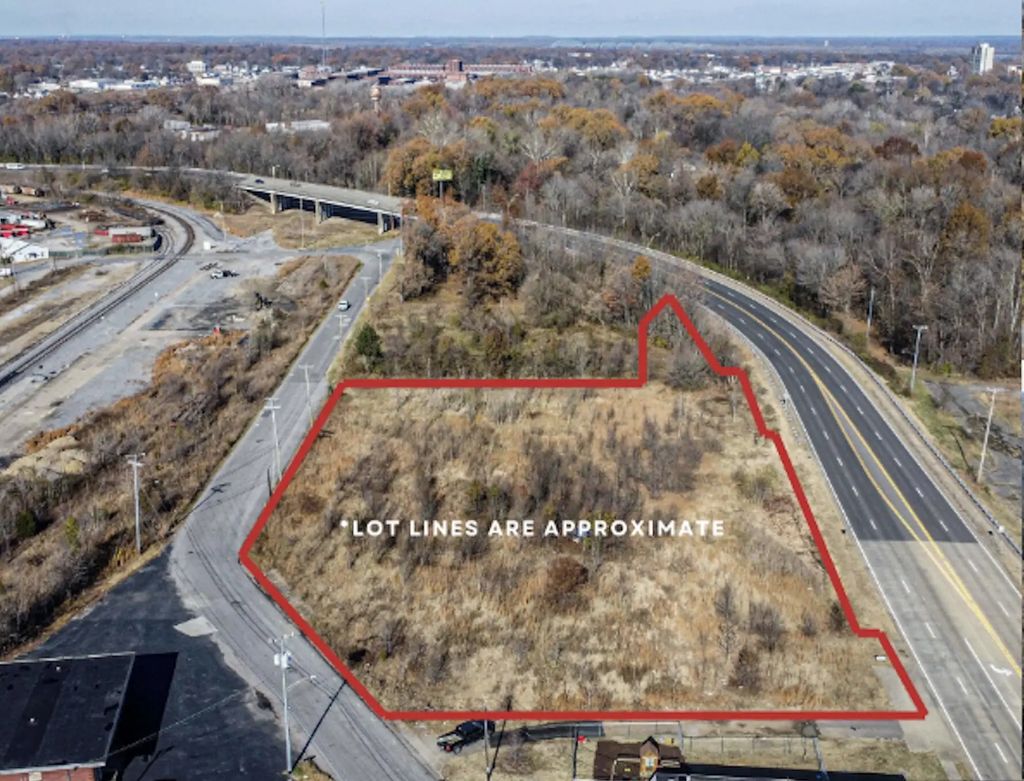 1380 Irvin Cobb Drive, Paducah
