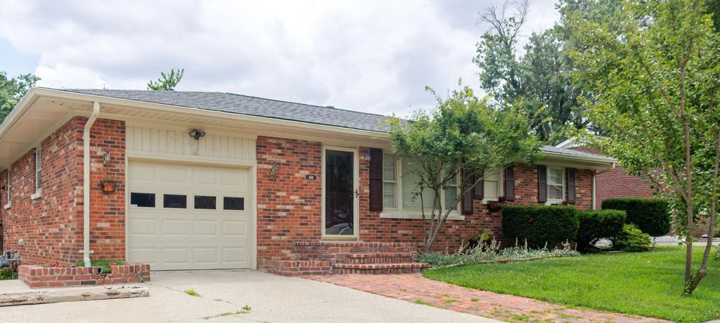 484 Wanstead Way, Lexington