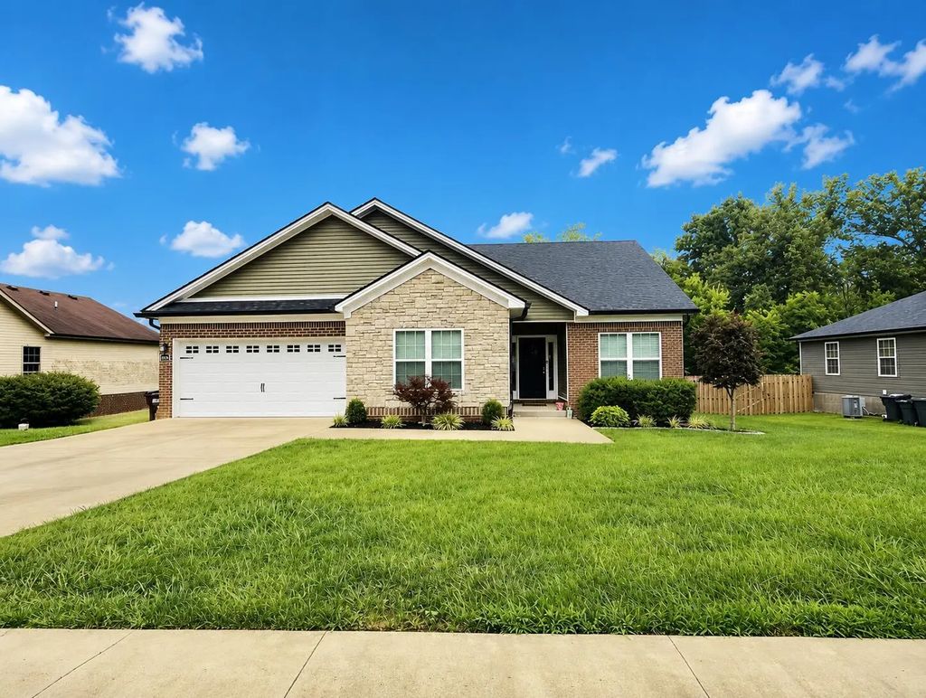 343 Lacey Mae Way, Richmond
