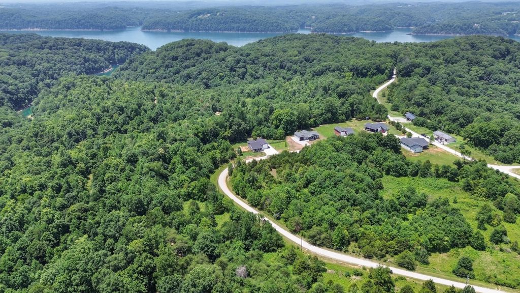 109 Kelly  Circle, Nancy