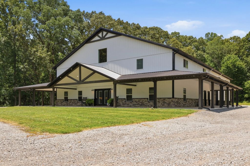 5279 E State Line Road, Hazel