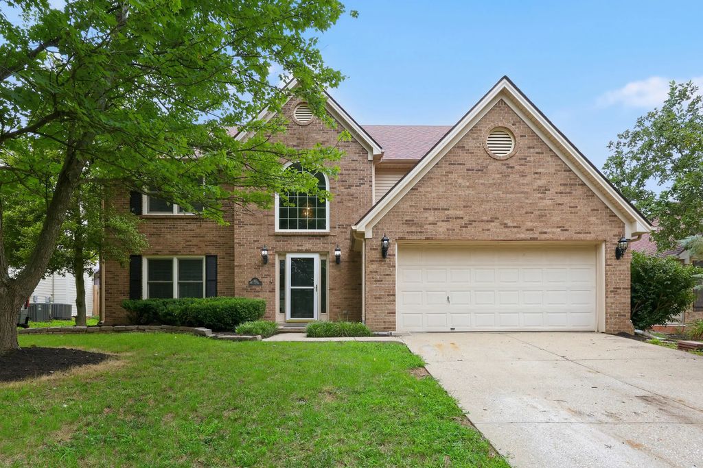 385 Whitfield Drive, Lexington