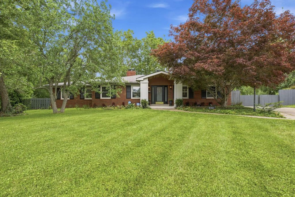 310 Idle Hour Drive, Lexington