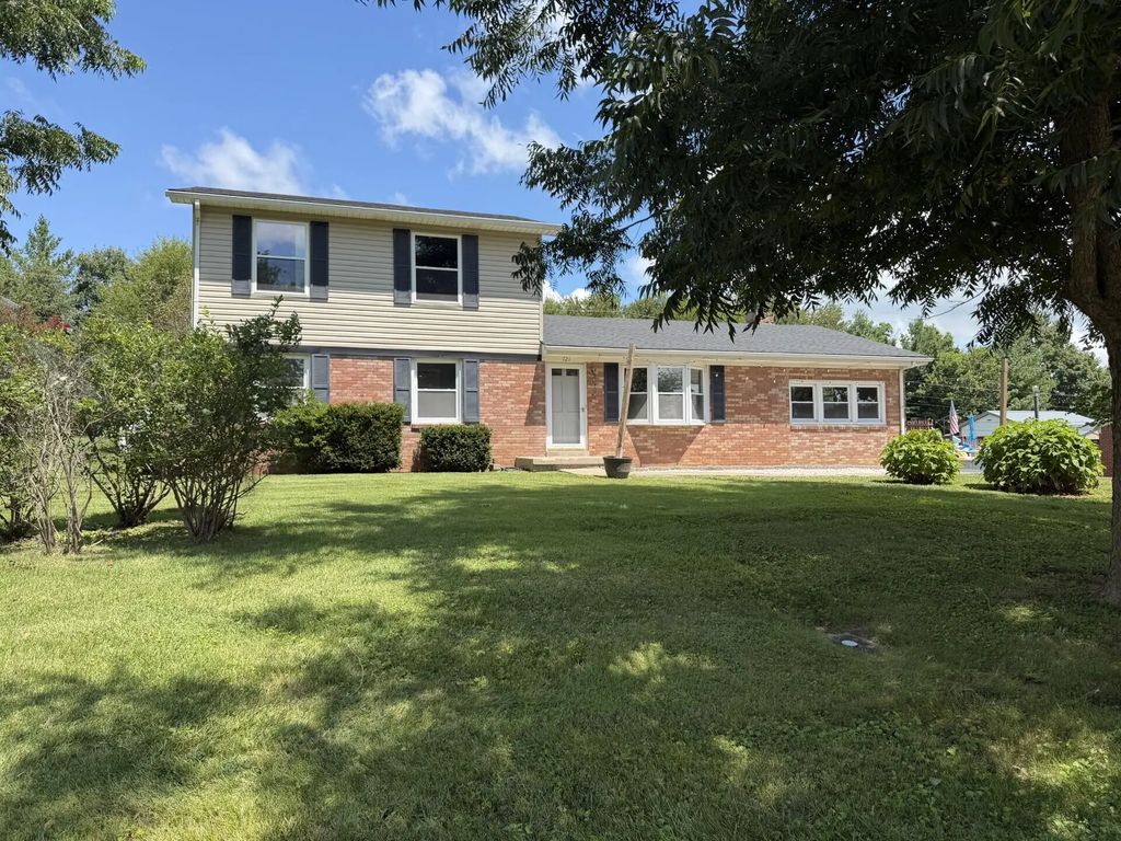 721 Wayland Drive, Winchester