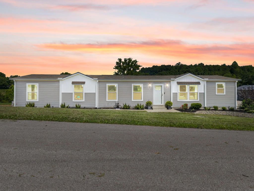 105 Summer Ridge Road, Mt Sterling