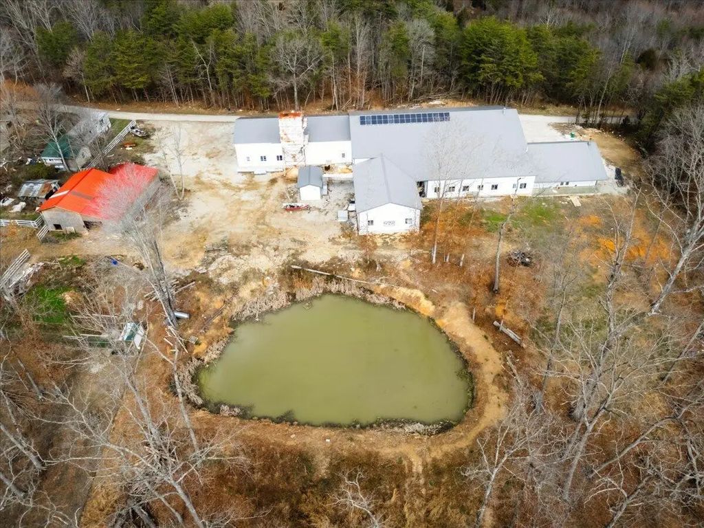 227 Callihan Road, East Bernstadt