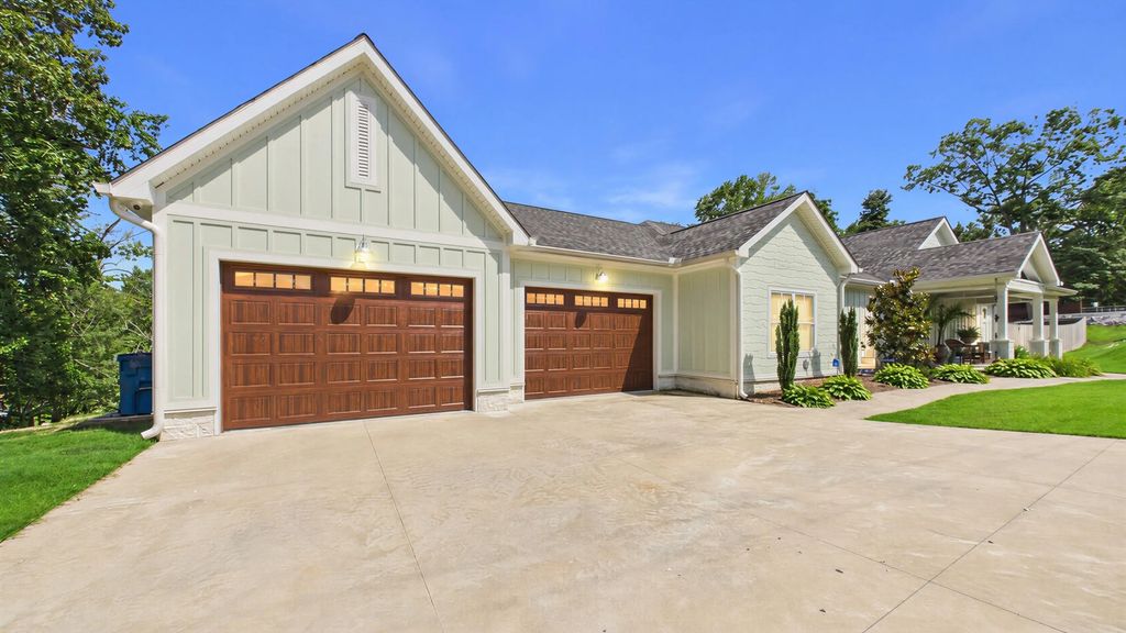15 Driftwood Lane, Buchanan