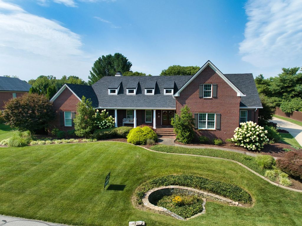 108 Saratoga Drive, Frankfort