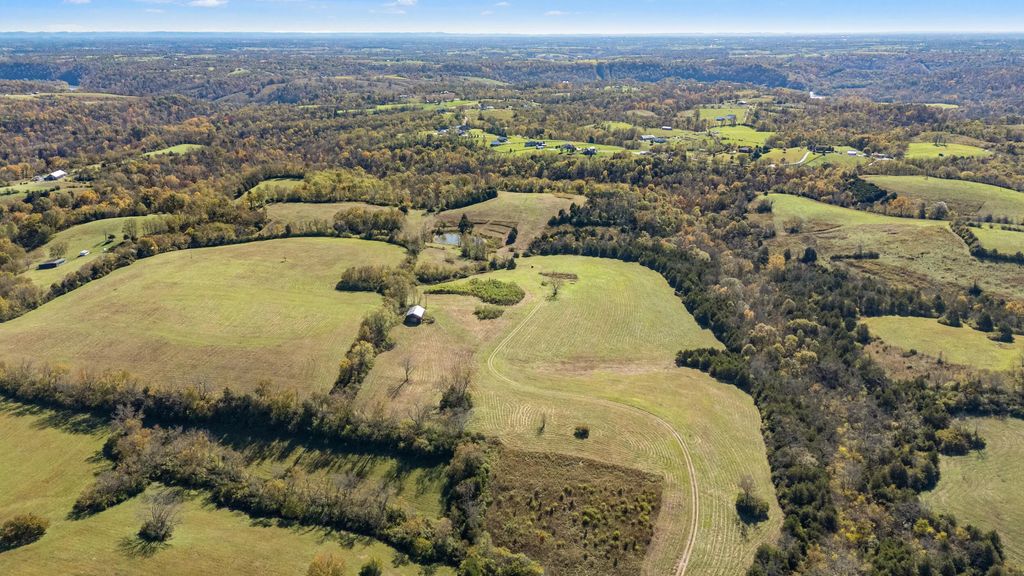 345 Providence Lane, Winchester