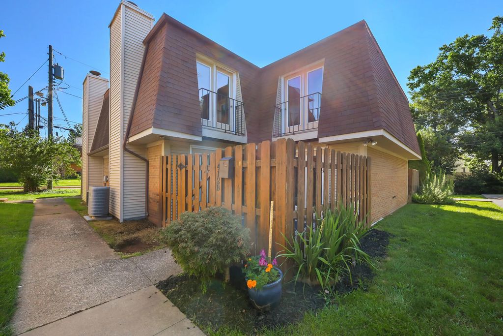 412 Darby Creek Road B, Lexington