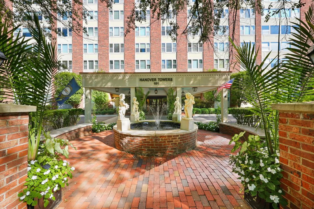 101 S Hanover Avenue 5b, Lexington